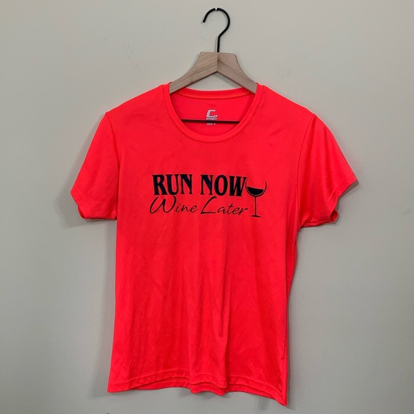 Run Now Wine Later Tech Tee NWOT - Picture 9 of 15
